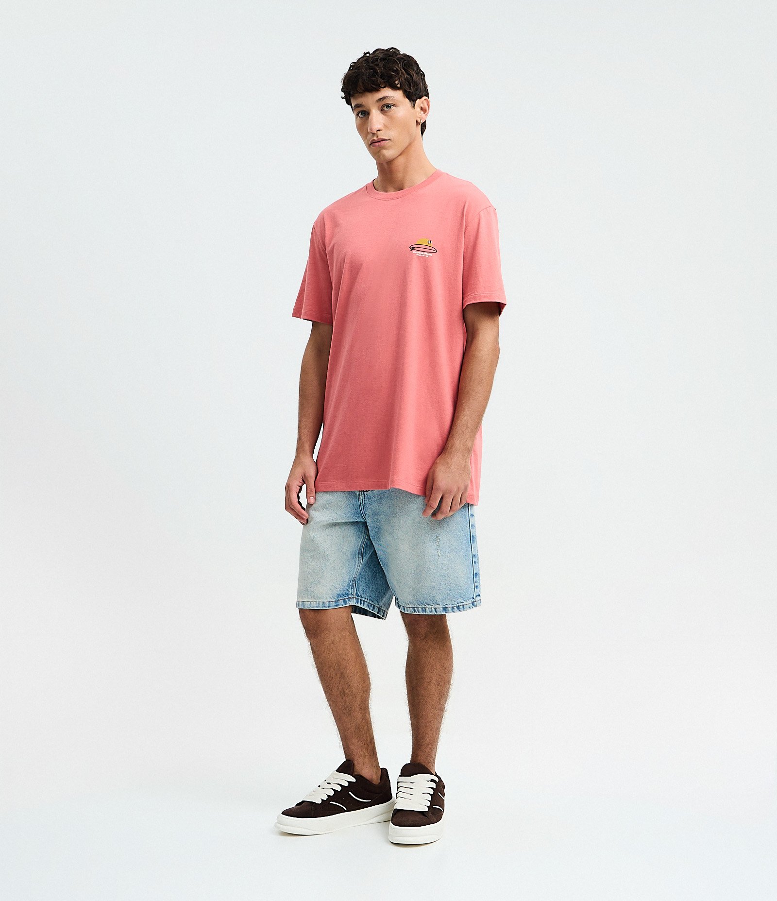 Camiseta Comfort em Algodão com Estampa Sol Summerland Rosa 2