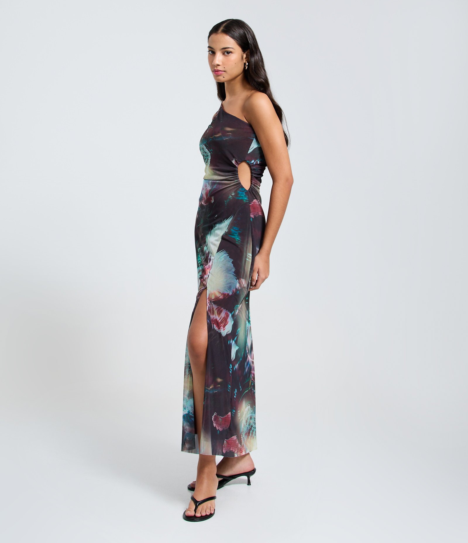 Vestido New Midi em Tule Degrade e Cut Out Lateral Vinho 1