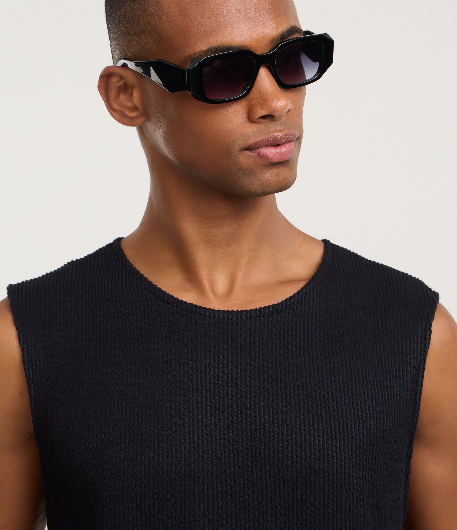 Regata Regular em Algodão com Textura Tricô Preto 4