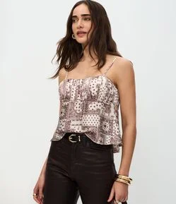 Blusa em Cetim com Alça Fina e Estampa Abstrata