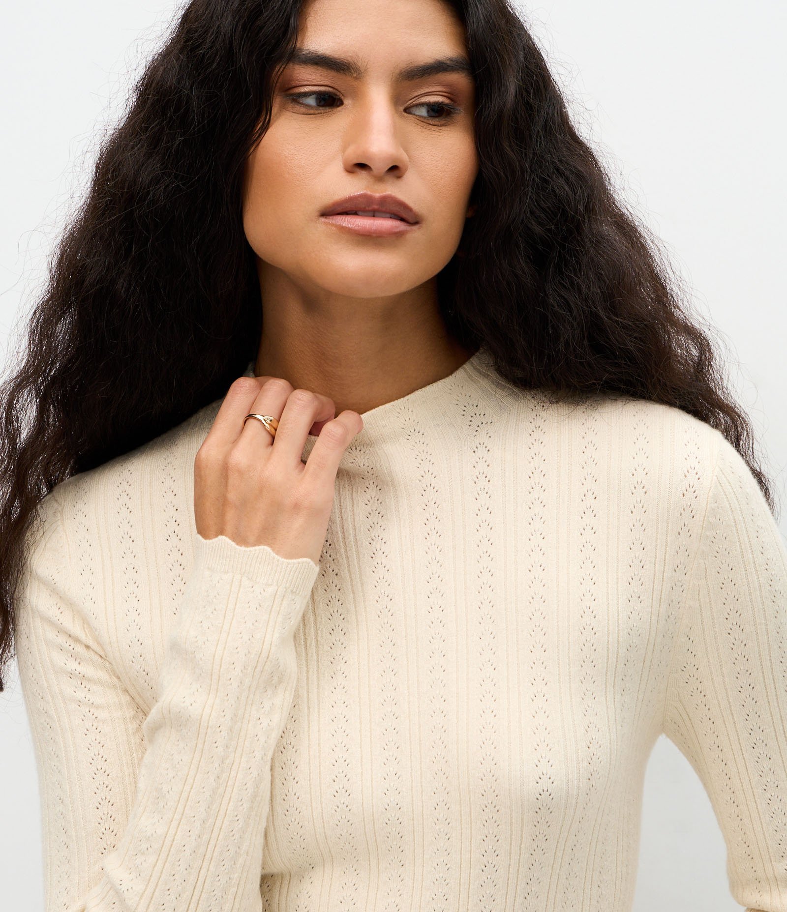 Blusa Regular em Tricô com Ponto Furadinho Off White 3