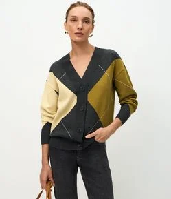Cardigan em Tricô com Estampa Xadrez