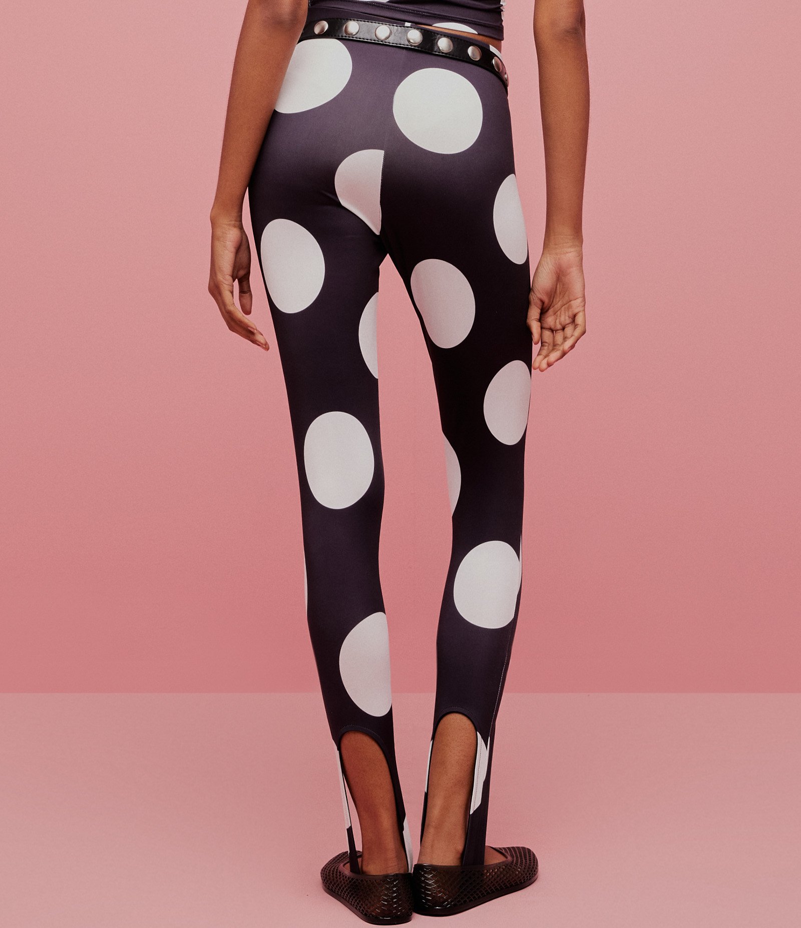 Calça Legging  em Microfibra com Estampa Poá Preto/Branco 4