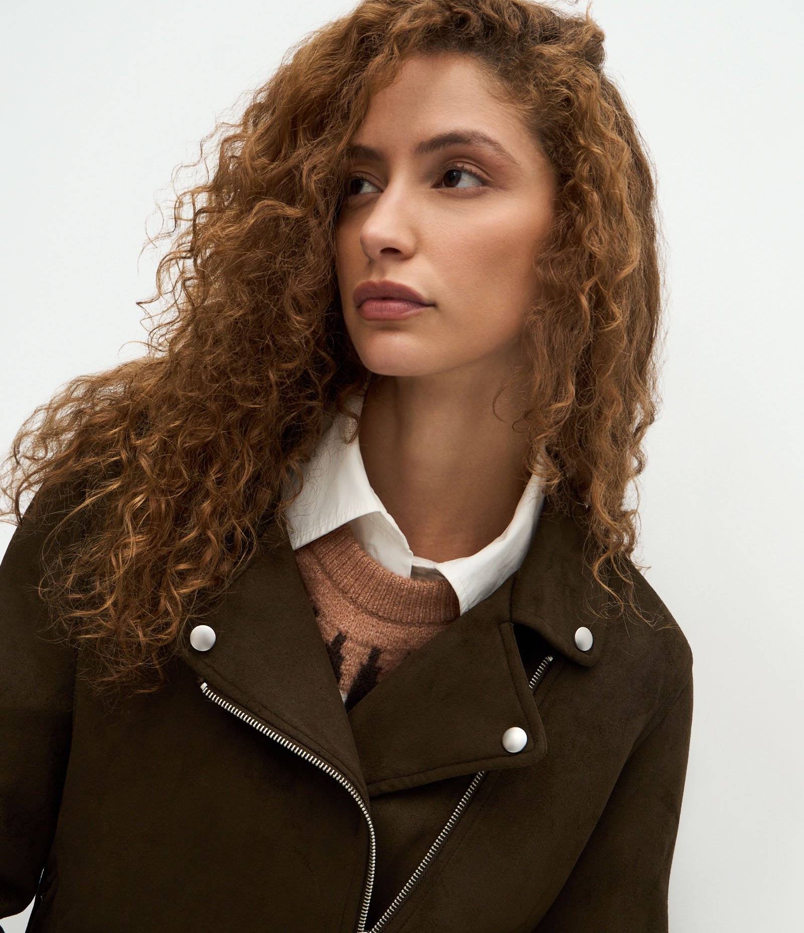 Jaqueta em Suede com Zíper Assimétrico Verde 4