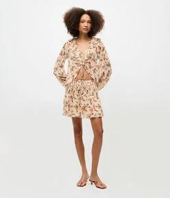 Saia Curta em Chiffon com Estampa Flores e Babados