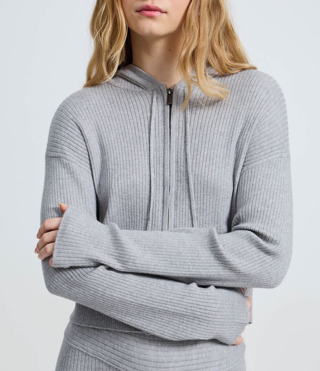Cardigan em Tricô com Capuz e Zíper Cinza