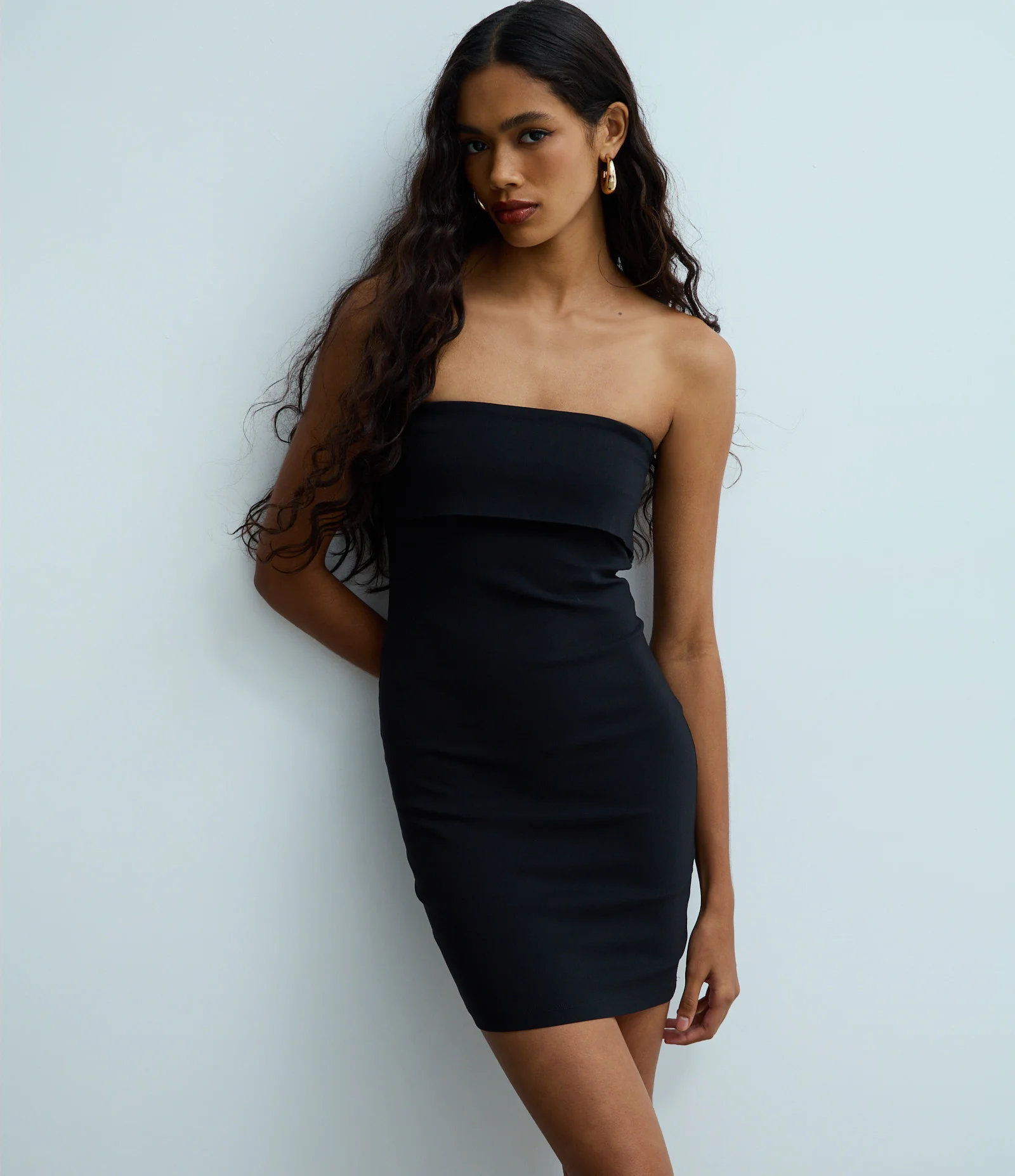 Vestido Curto Tomara que Caia em Bengaline com Pala Dobrada Preto 1