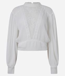 Bata em Viscose com Bordados Frontais