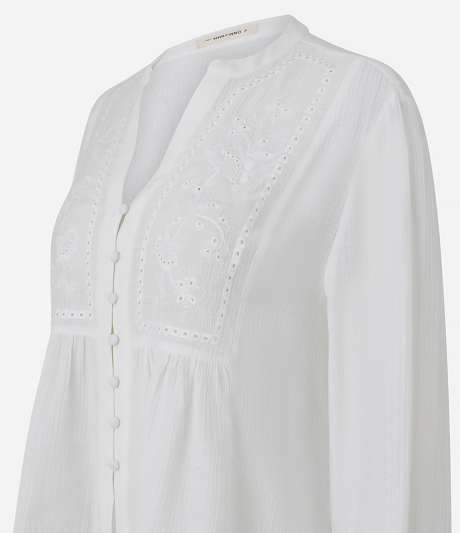 Blusa Bata em Viscose com Bordado Frontal Branco 6