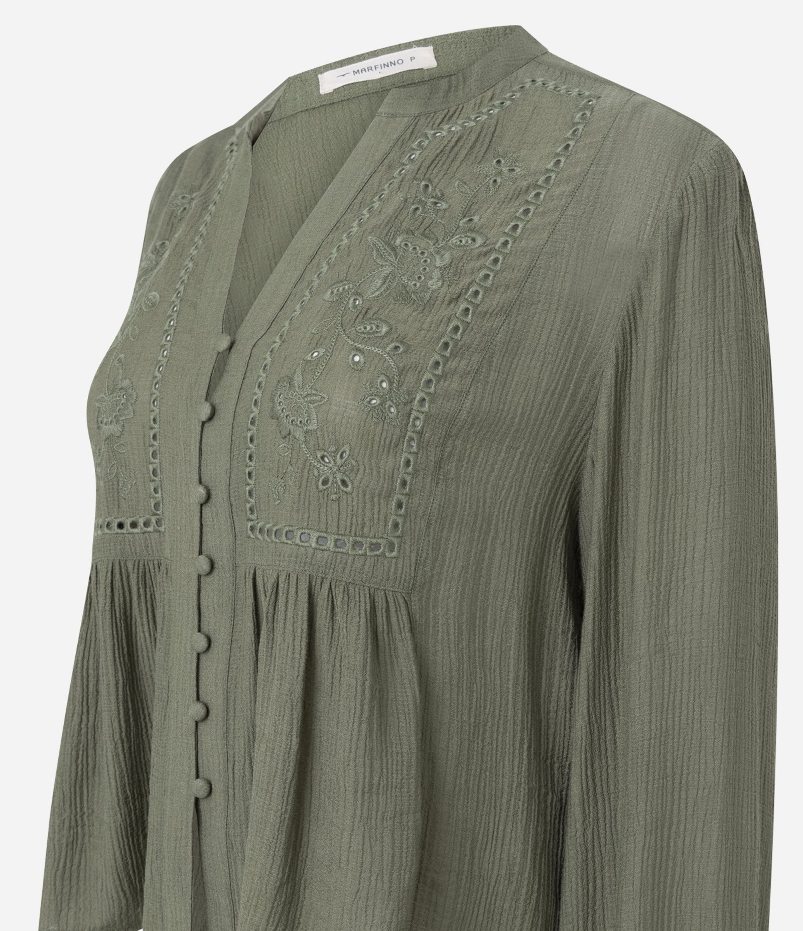 Blusa Bata em Viscose com Bordado Frontal Verde 6