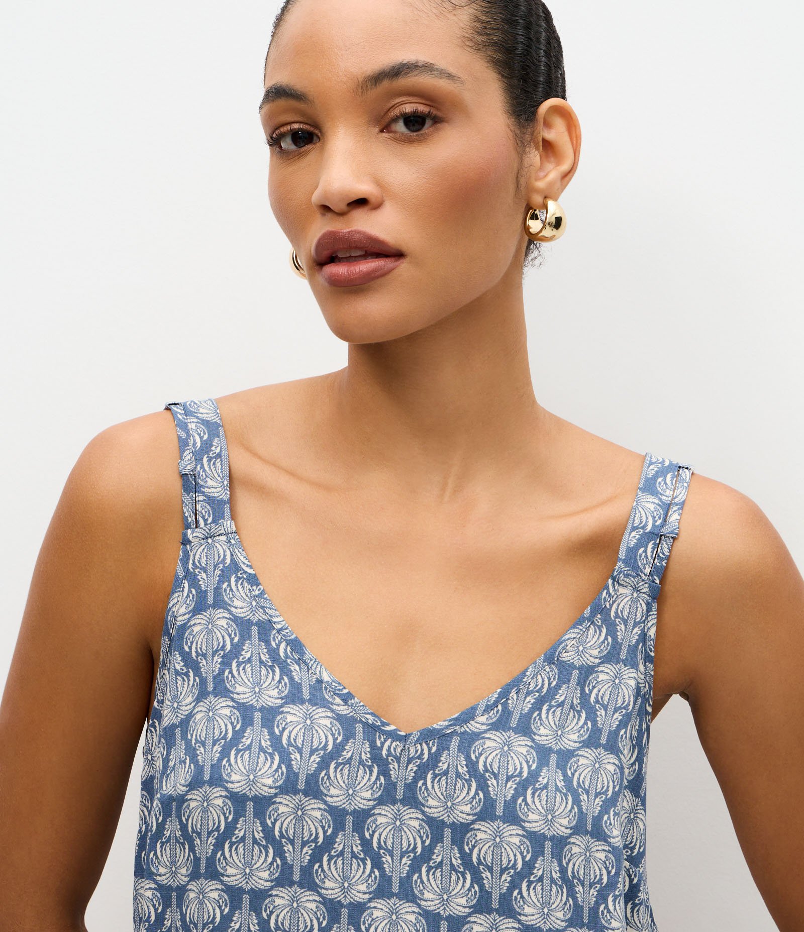 Blusa Feminina Sem Manga Folhagem com Decote V Azul 3