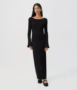 Vestido Midi em Tricô com Manga Evasê