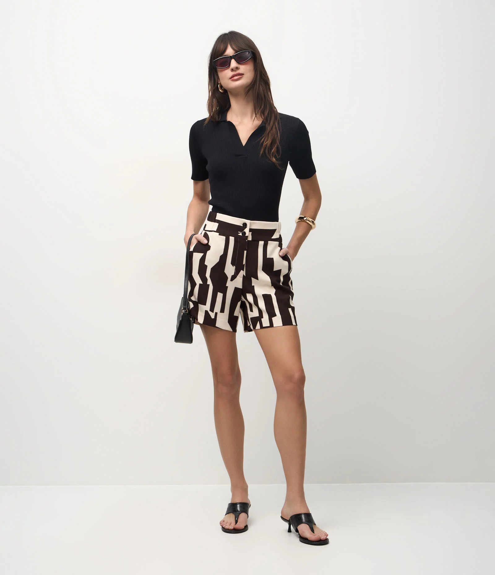 Short Alfaiatado em Crepe com Estampa Geométrica Bege 1