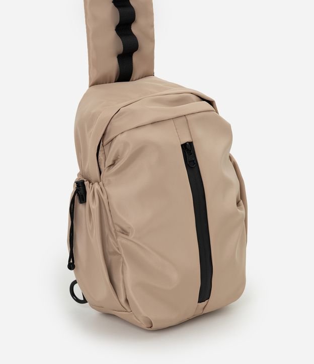 Mochila com Estampa Geométrica e Zíper Pompom