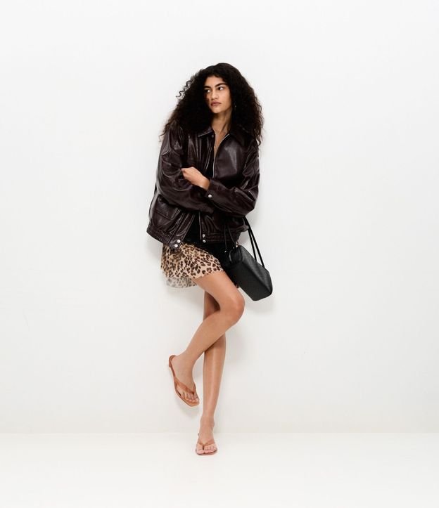 Jaqueta Bomber em PU Com Bolsos Frontais