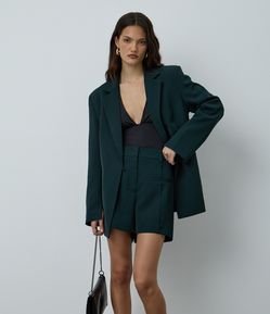 Short Alfaiatado com Bolsos Frontais