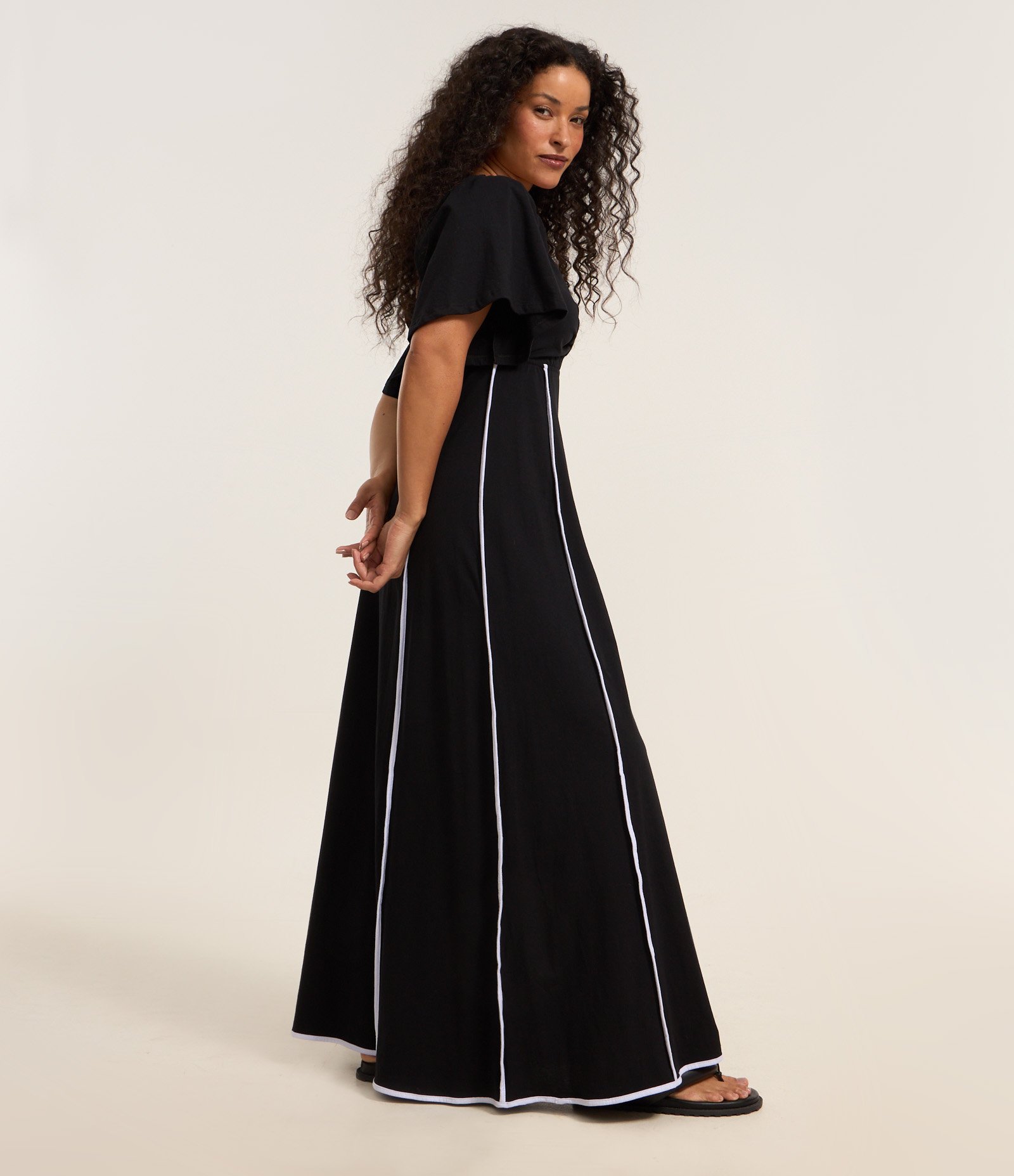 Vestido Evasê Long Midi em Algodão com Decote Laço Preto 1