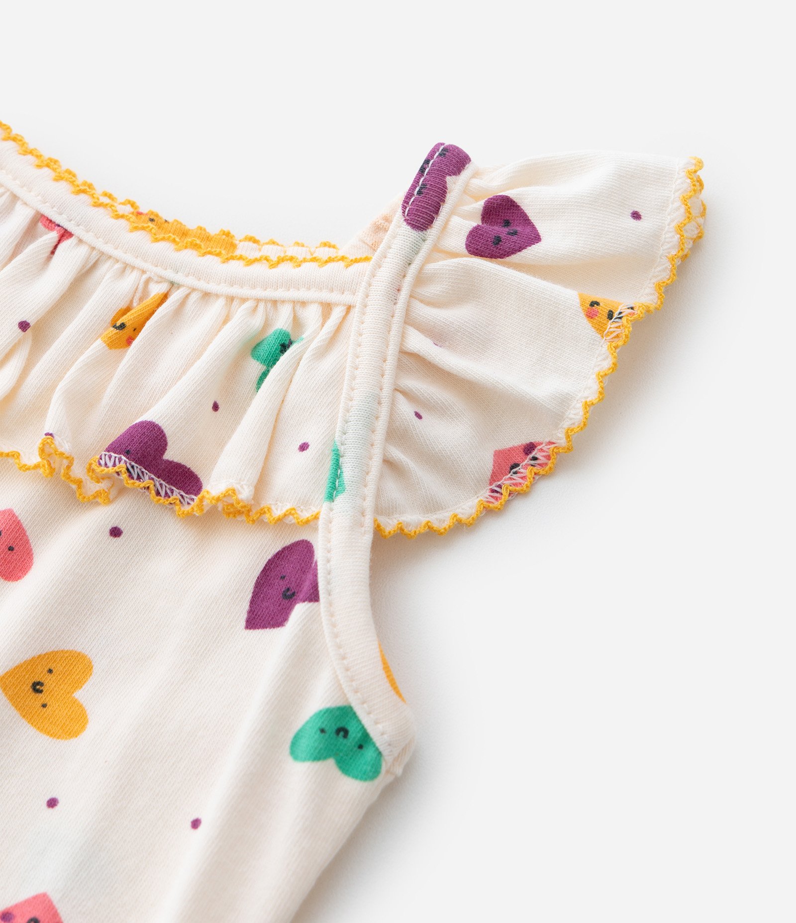 Conjunto Infantil Body com Calcinha Saia com Estampa de Corações – Tam RN a 18 Meses Off White 10