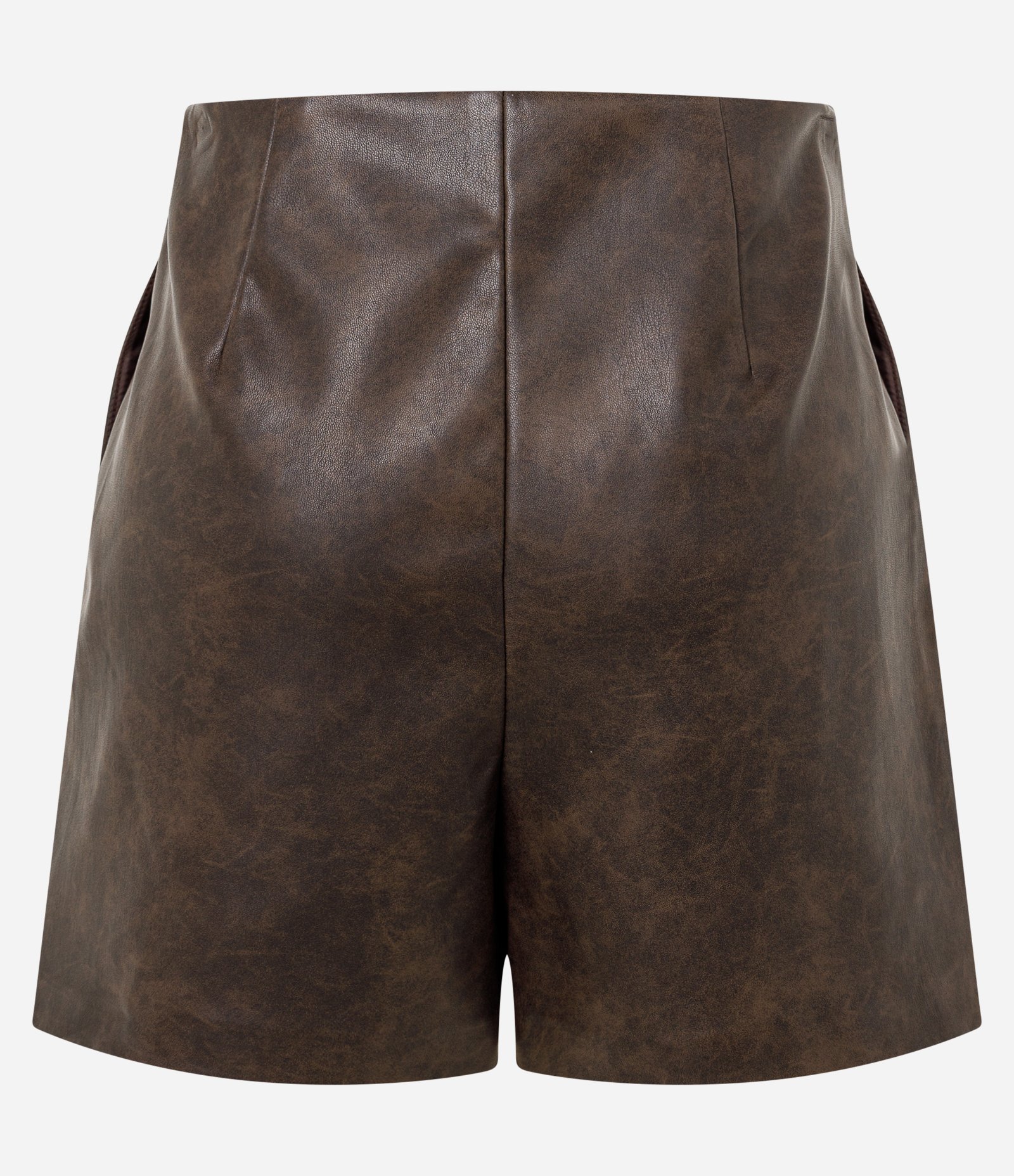 Short Curto em PU com Bolsos Fakes Marrom 2