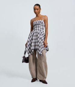 Vestido de Alcinha em Flanela Xadrez com Pontas na Barra