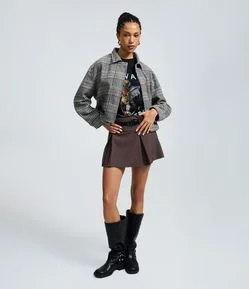 Short Saia Alfaiatado com Cinto e Plissado