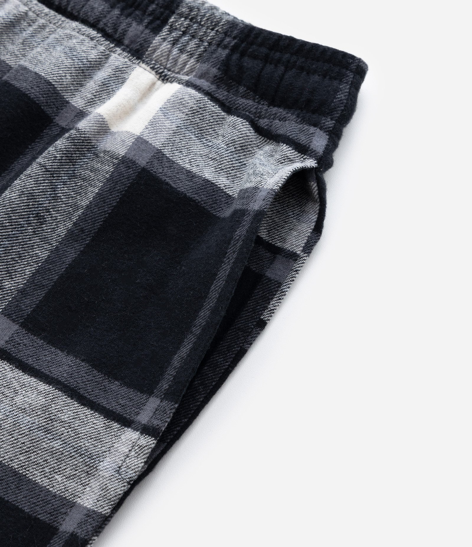 Calça de Pijama em Flanela Xadrez com Cordão no Cós Preto 8