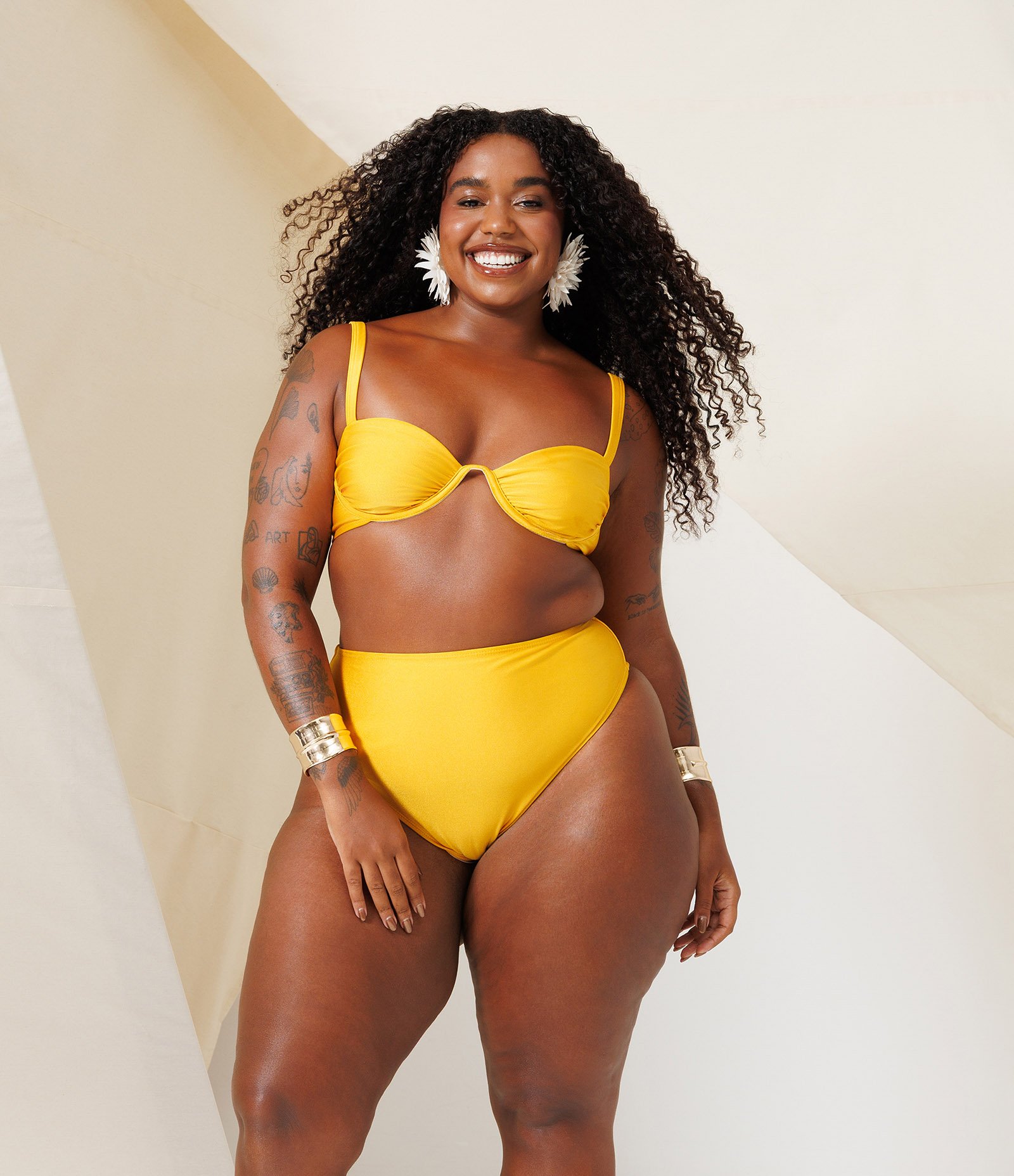 Biquíni Top em Poliamida com Franzido no Busto Curve & Plus Size Amarelo 1