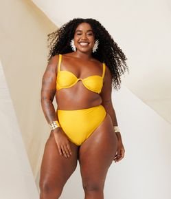 Biquíni Top em Poliamida com Franzido no Busto Curve & Plus Size
