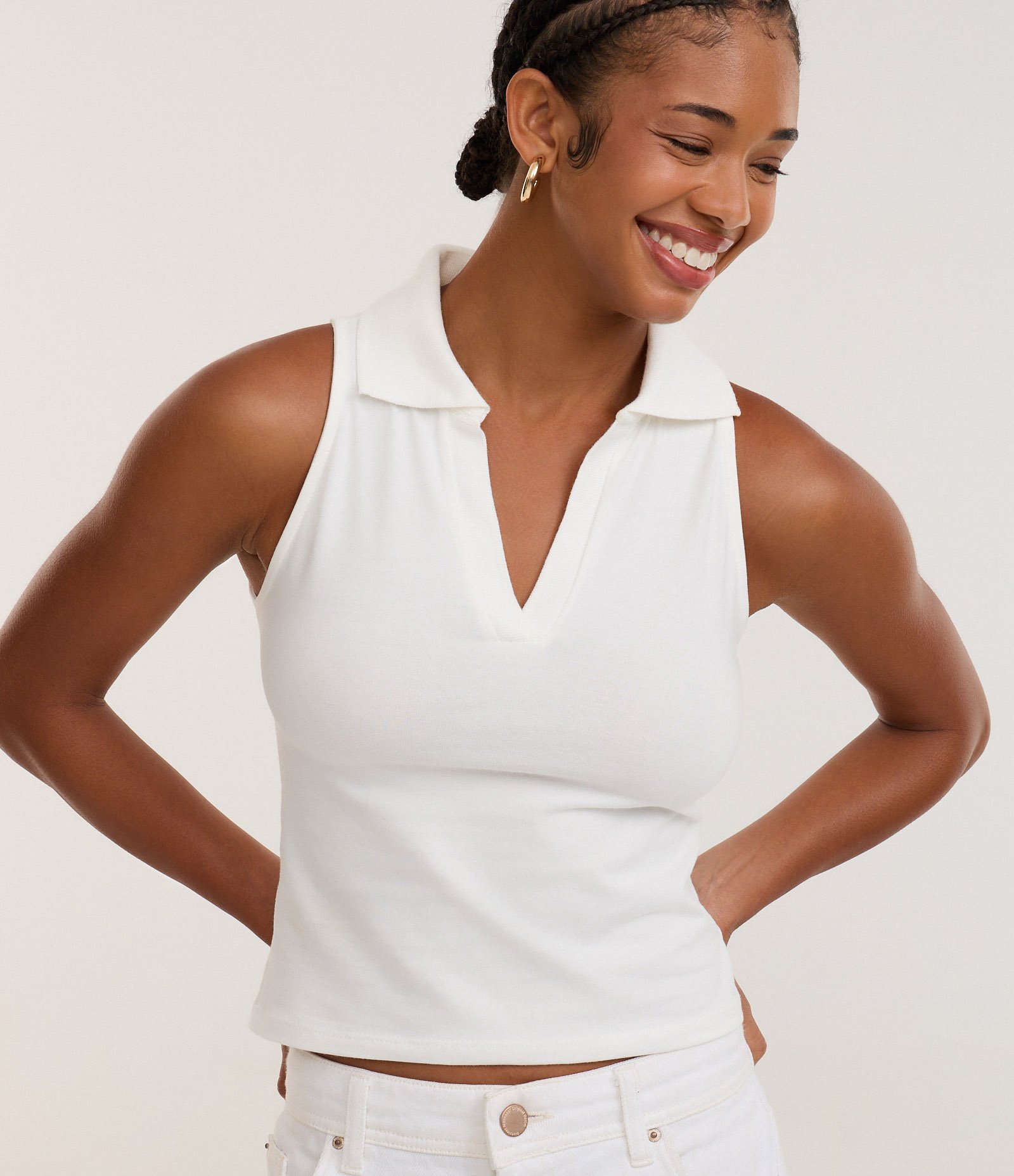 Blusa Polo em Decote V Sem Mangas Branco 5