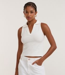 Blusa Polo em Decote V Sem Mangas