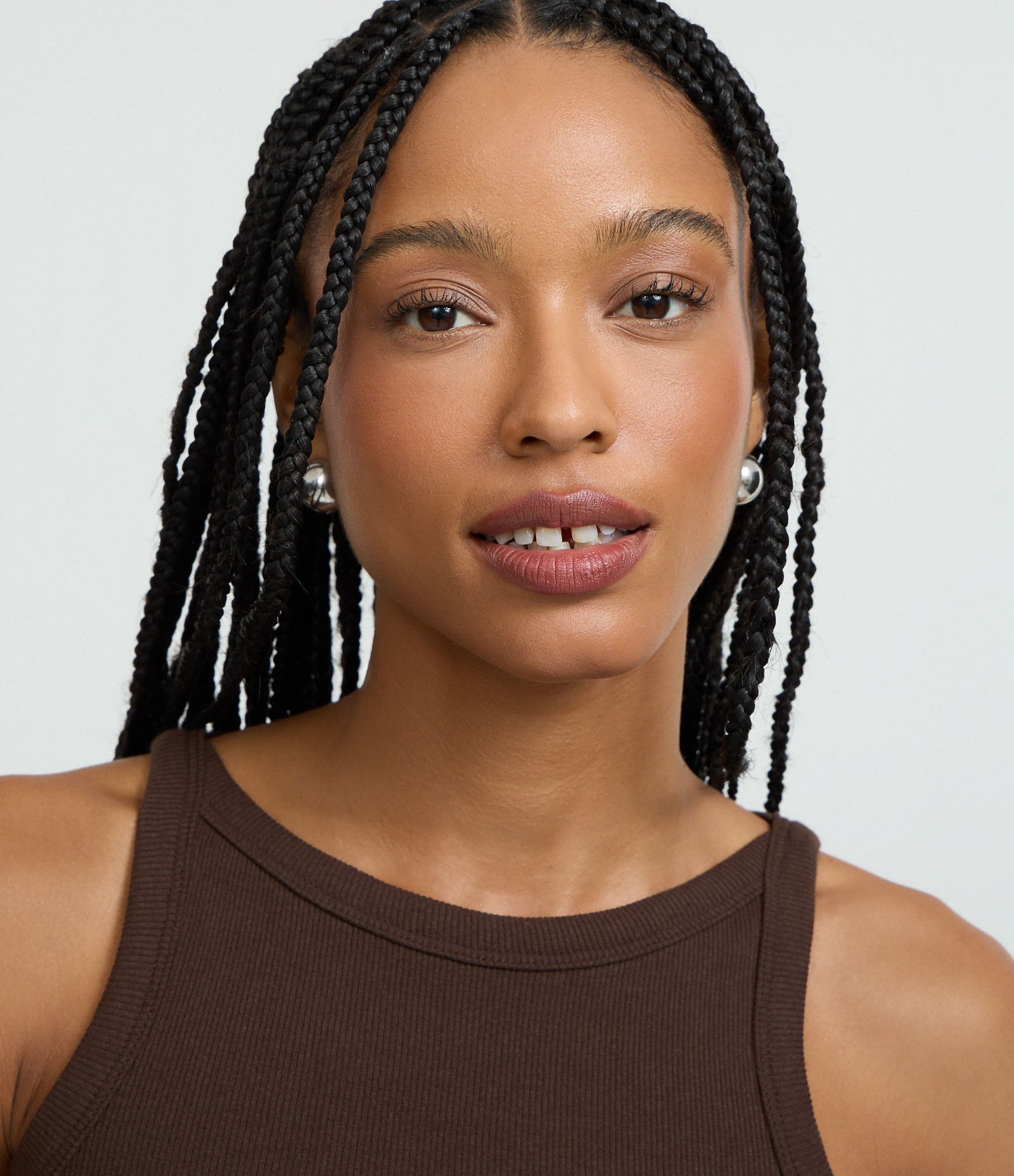 Blusa Regata Canelada em Ribana de Algodão Marrom 3