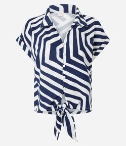 Blusa Alfaiatada em Piquet com Estampa Geométrica
