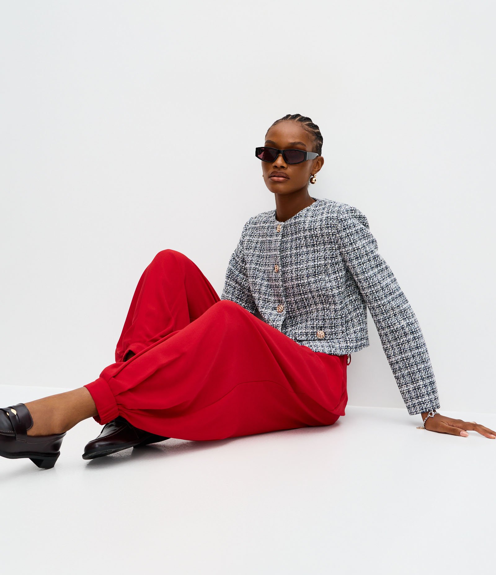 Calça Aladim Alfaiatada com Pregas e Cinto Correntinha Vermelho 5