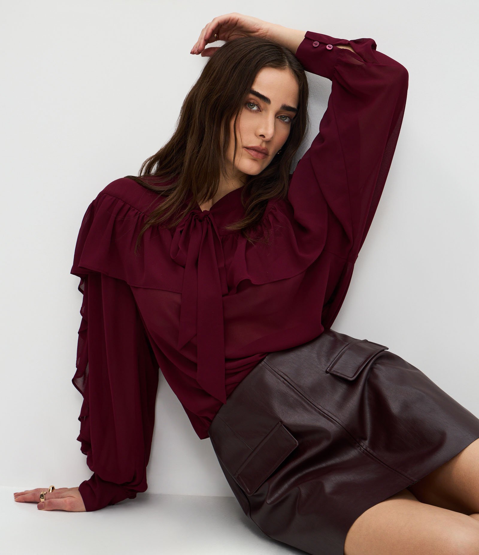 Blusa em Chiffon com Babados e Amarração Frontal 4