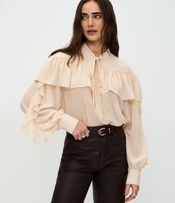 Blusa em Chiffon com Babados e Amarração Frontal