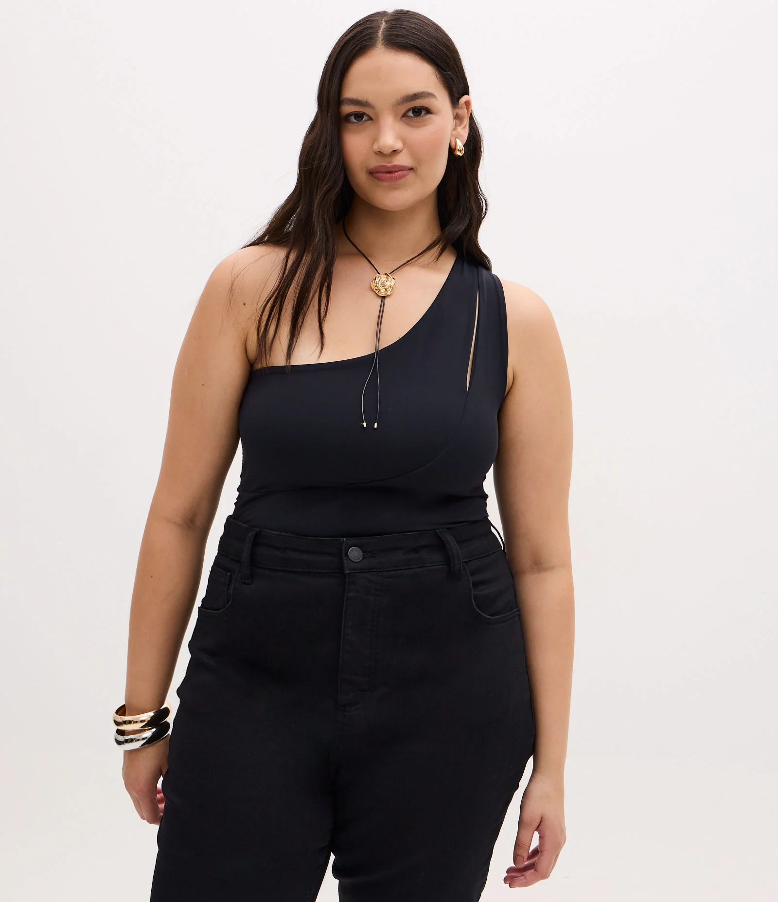 Blusa Ombro Só em Poliamida com Cut Out Preto 1