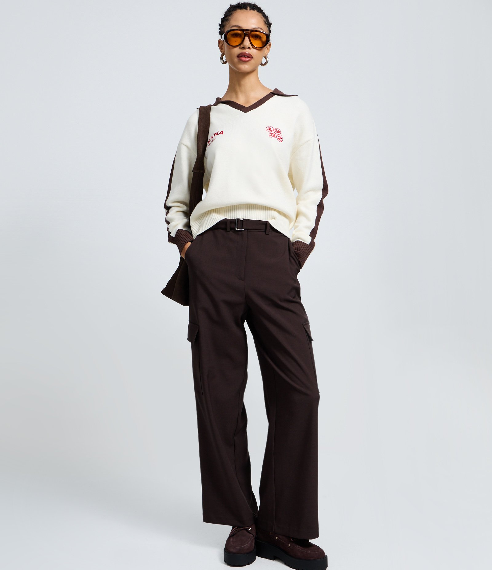 Blusão em Tricô com Lettering Vienna e Bordados Branco 2