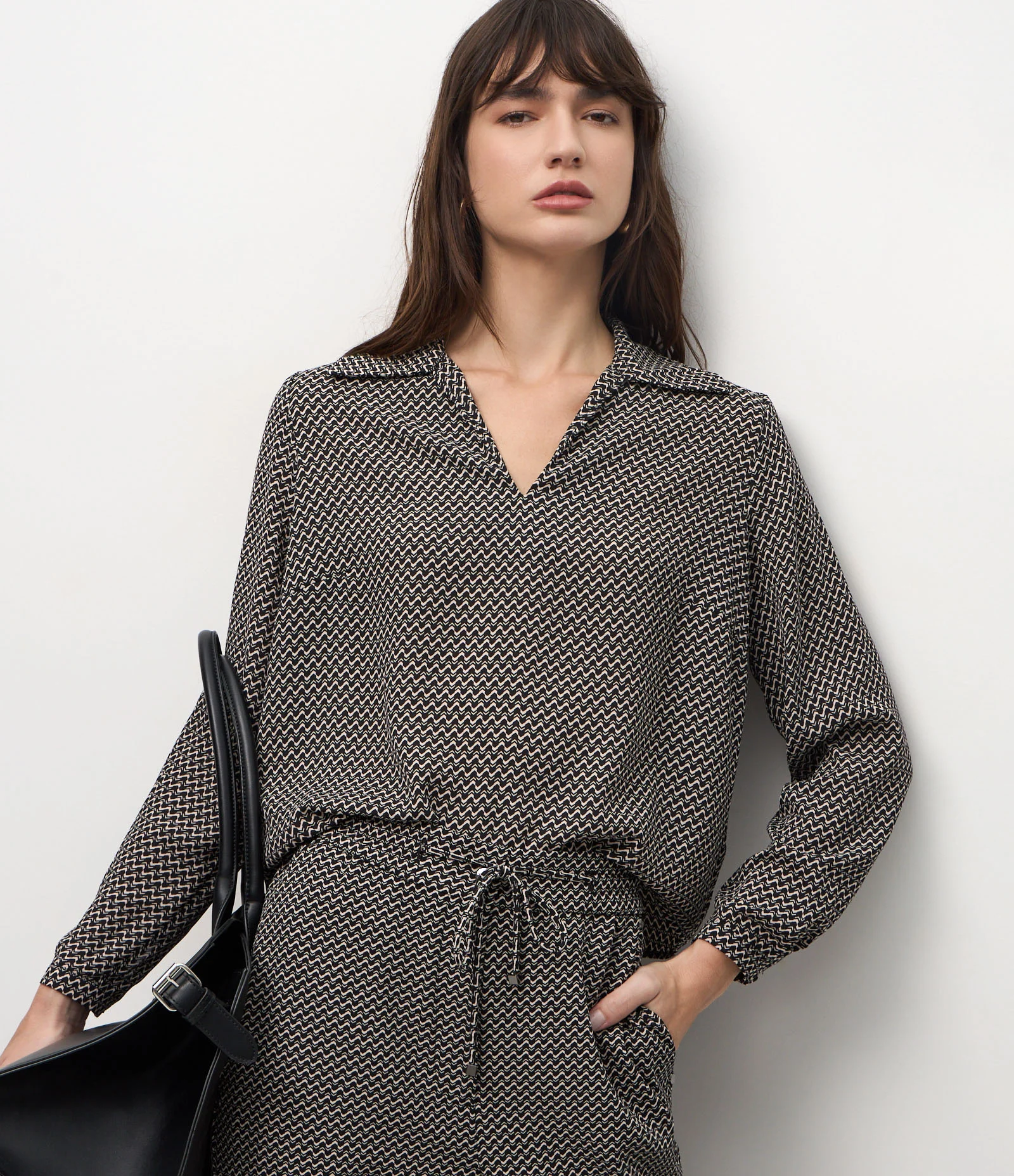 Blusa Feminina Manga Longa Mini Pied-de-Poule Chiffon Preto 1