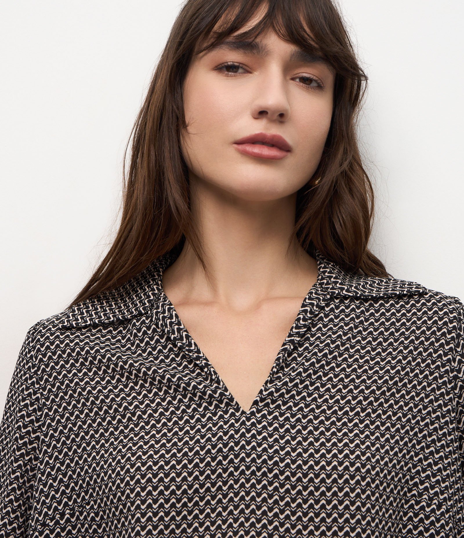 Blusa Feminina Manga Longa Mini Pied-de-Poule Chiffon Preto 3