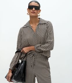 Blusa em Chiffon com Estampa Geométrica