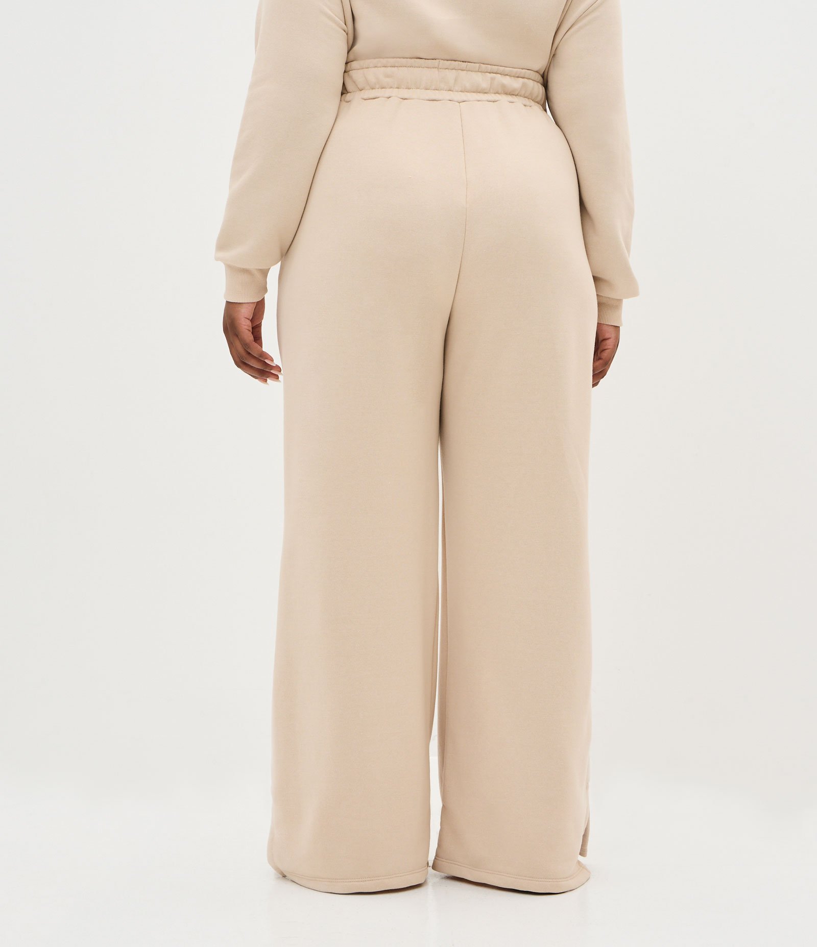Calça Wide Leg de Moletom Esportiva com Abertura Lateral Curve & Plus Size Bege 4