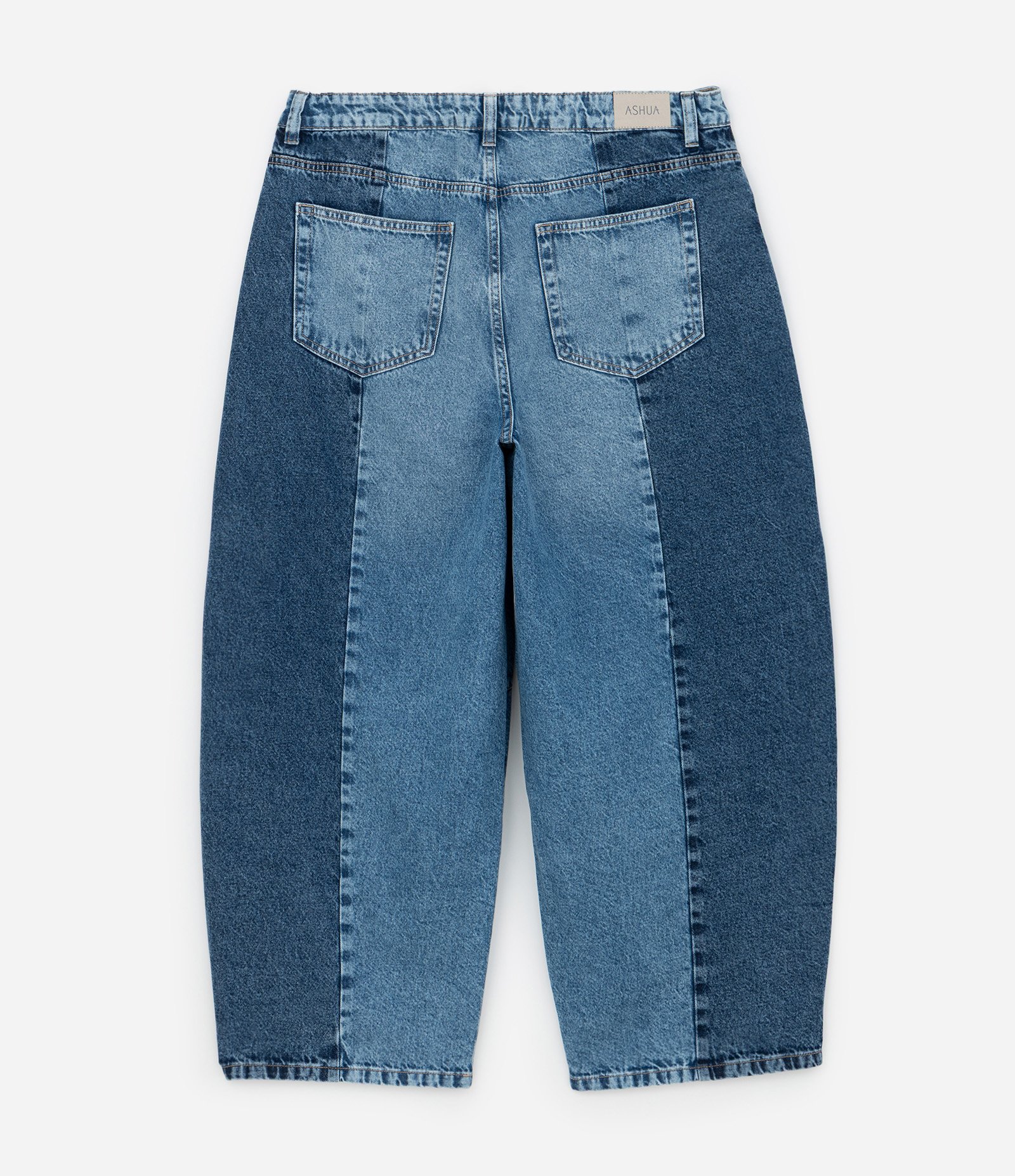 Calça Barrel Jeans com Recortes Contrastantes Curve & Plus Size Azul 7