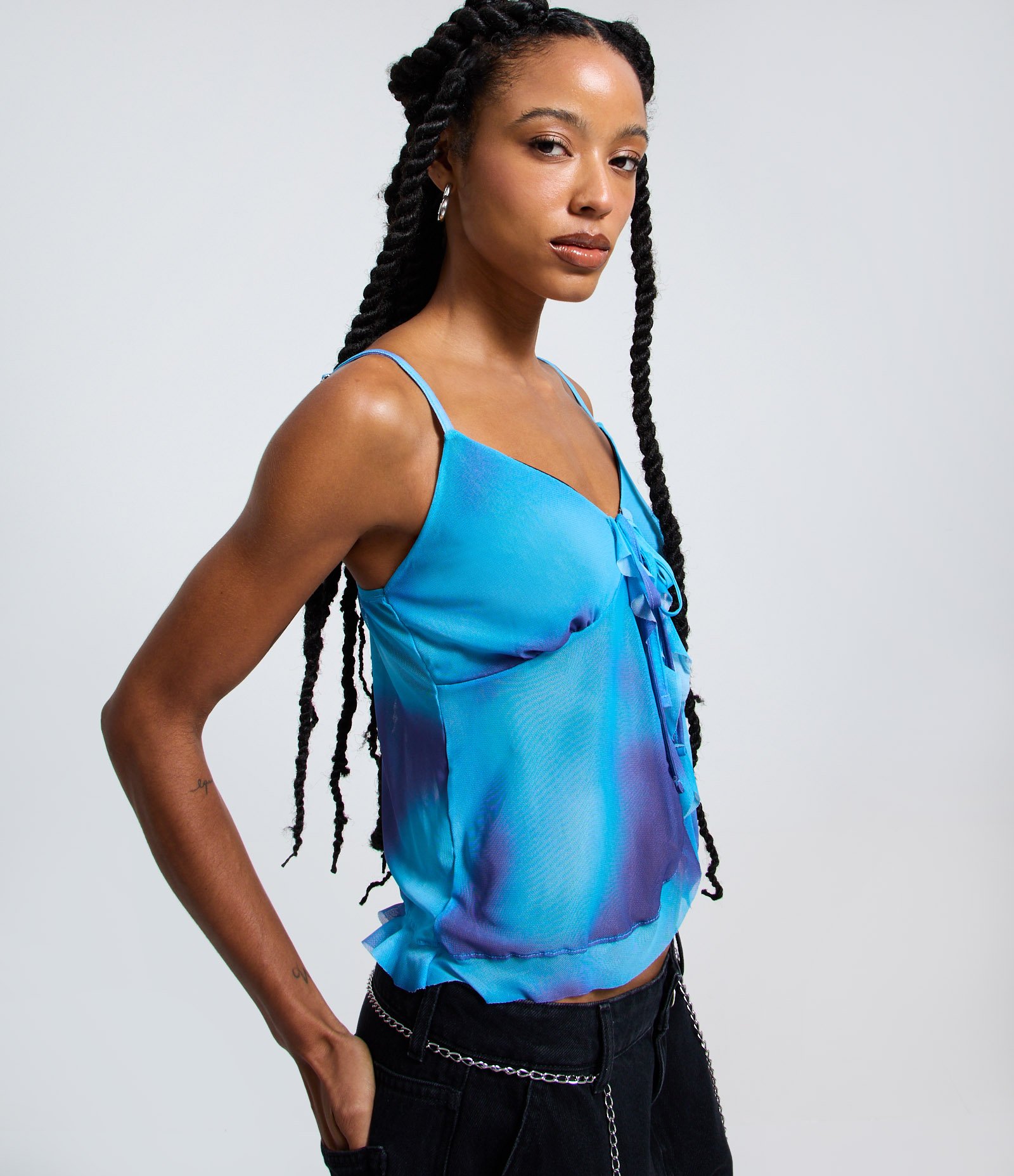 Blusa em Tule com Estampa Abstrata e Amarração Frontal Azul 3