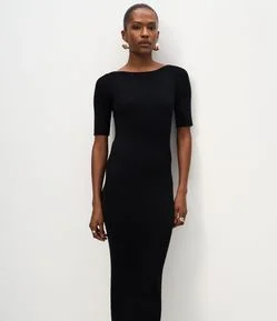 Vestido Midi em Tricô com Manga Curta