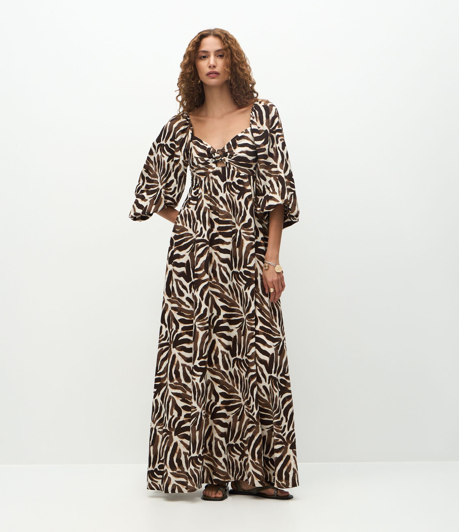 Vestido Long Midi em Viscose com Estampa de Folhagens Marrom 1