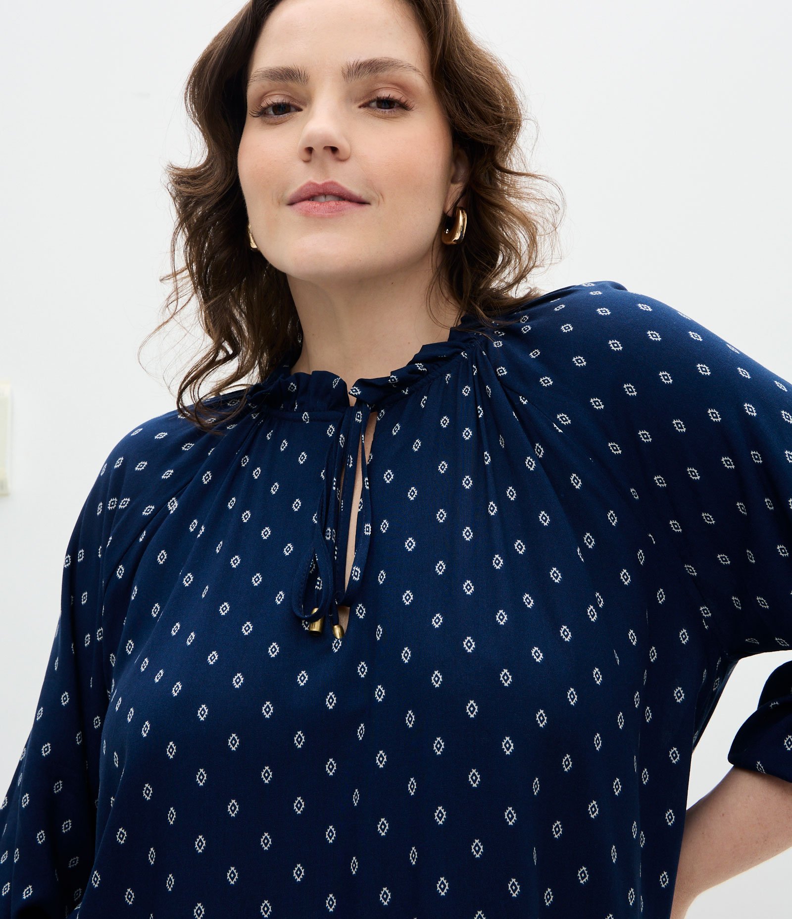 Blusa Bata Estampada em Viscose com Manga 3/4 Curve & Plus Size Azul 4