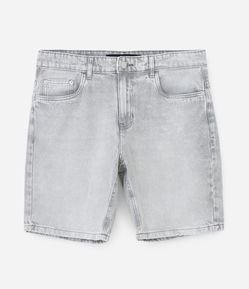 Bermuda Slim em Jeans com Bolsos