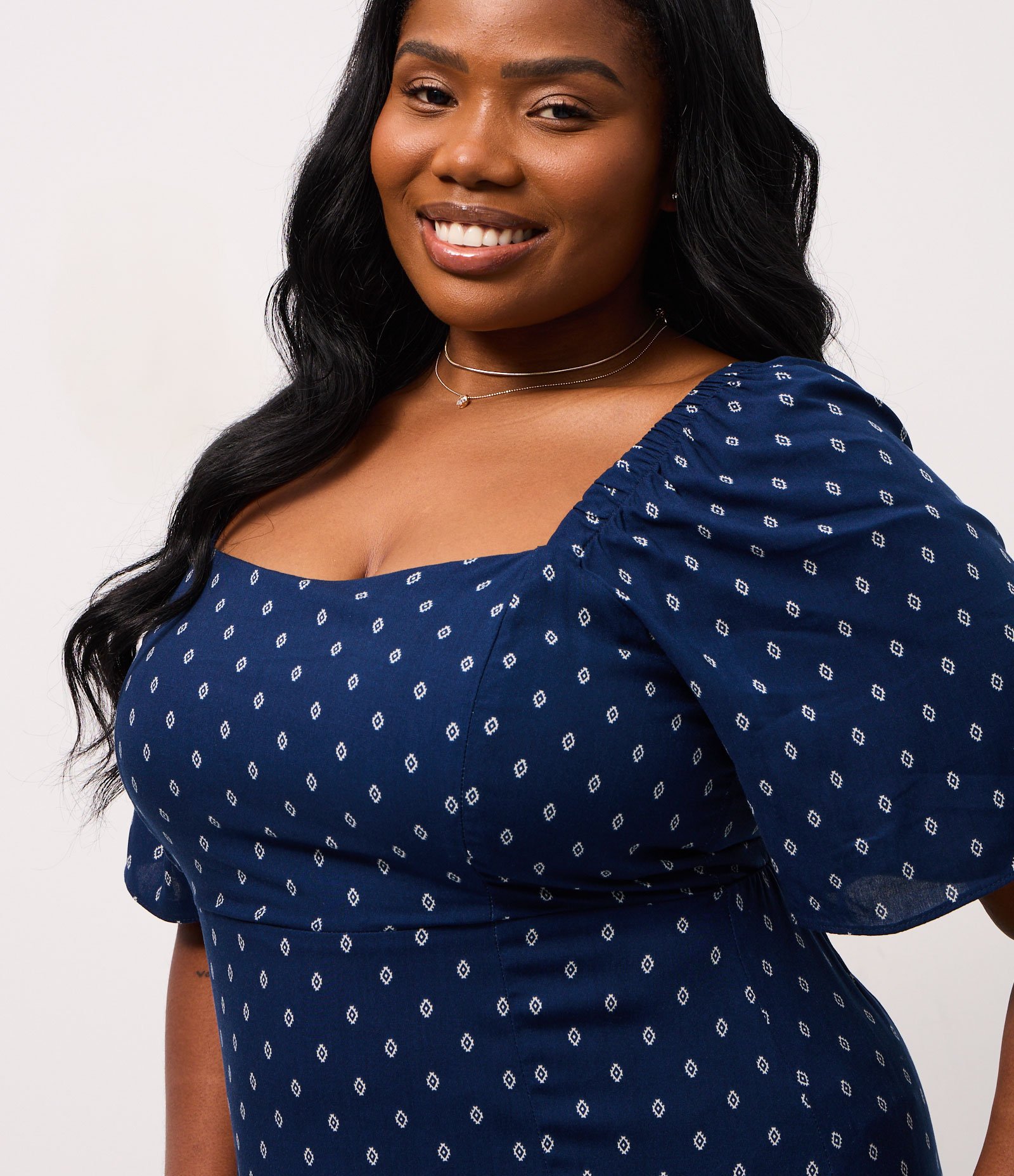 Vestido Midi em Viscose Chalis com Estampa Gravataria Curve & Plus Size Azul 3