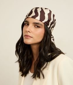 Lenço de Cetim com Estampa de Zebra