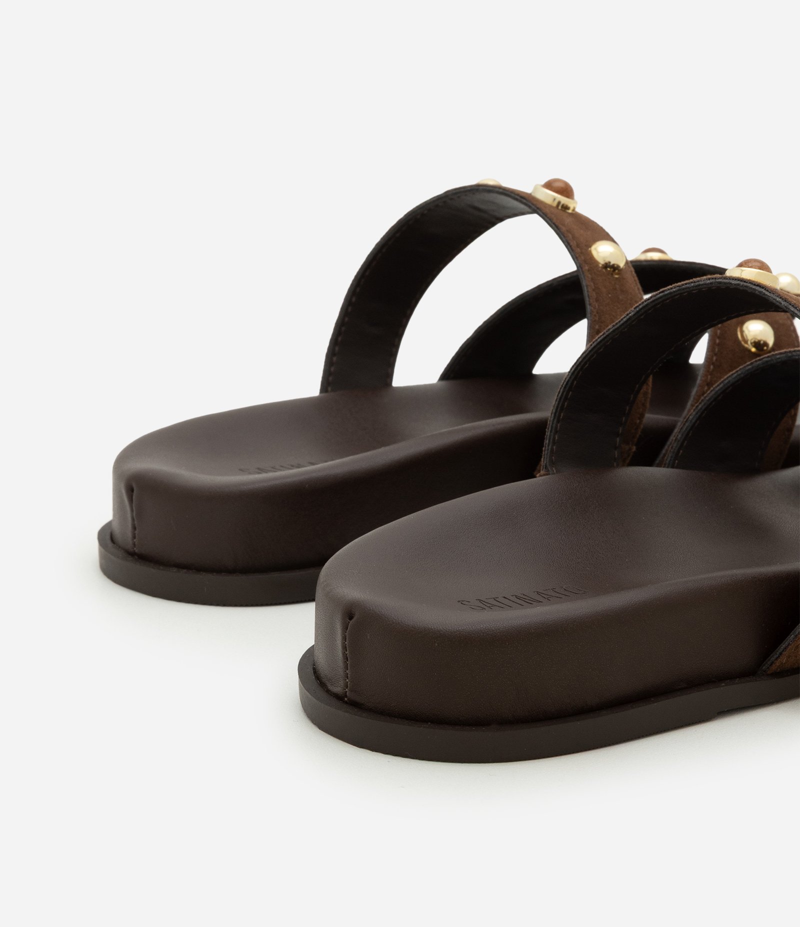 Sandália Rasteira com Pedrarias nas Tiras Marrom 4